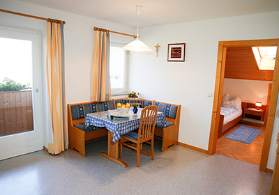 Mittel große Wohnung